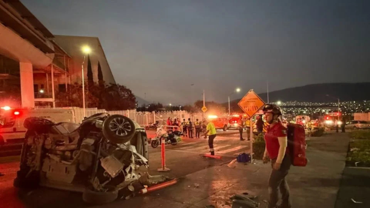 Camión Provoca Choque Múltiple; Deja 1 Muerto y 5 Lesionados