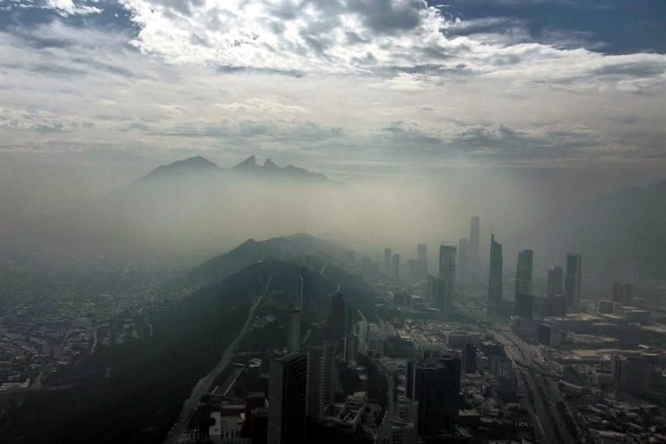 crisis-en-nuevo-león-Samuel-García-taquería-de-CDMX-evaluación-Cómo-Vamos-gobierno