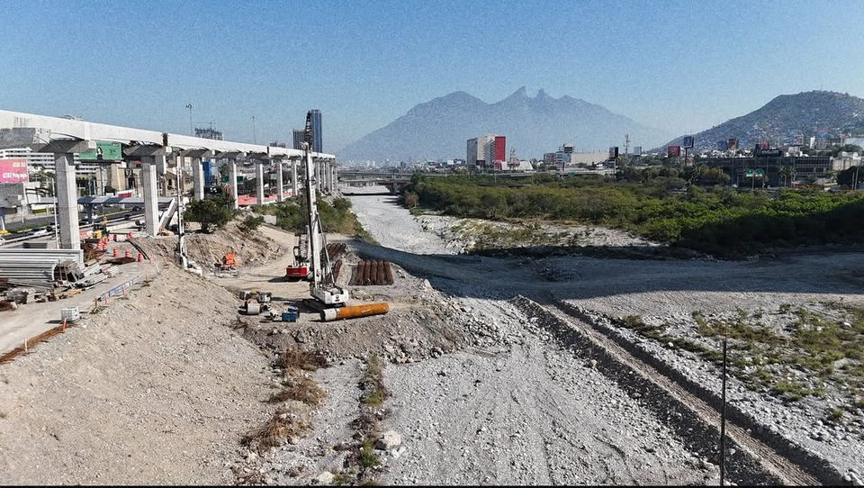 puentes-sobre-el-Rio-suspension-por-amparo-Rio-Santa-Catarina-Semarnat