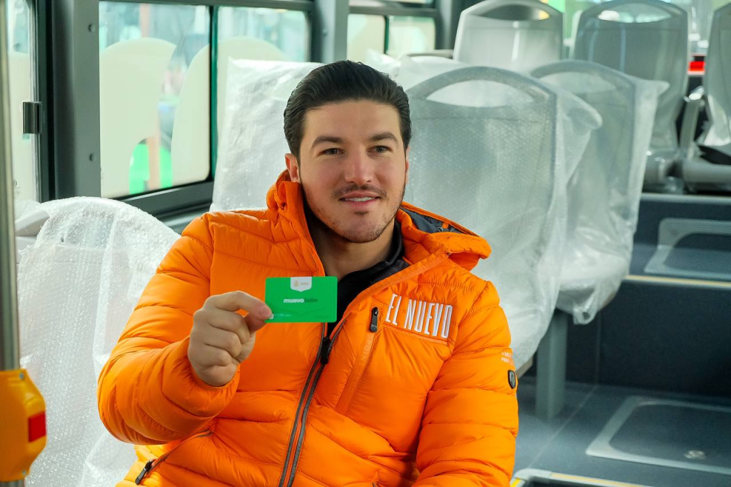 10-viajes-gratis-recortes-de-Samuel-Nuevo-León