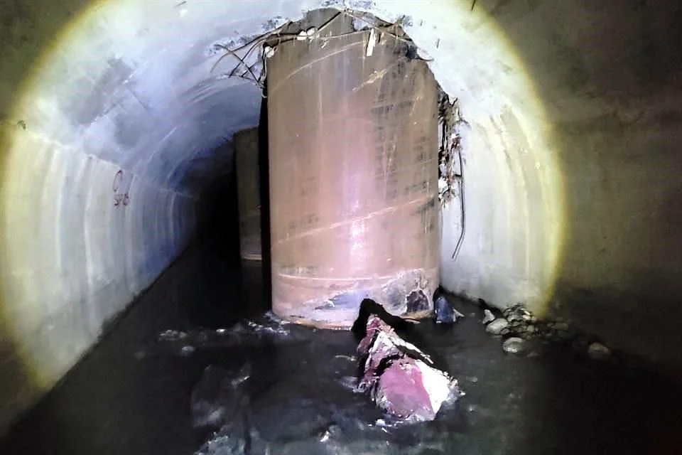 Drenaje-pluvial-Línea-4-río-Santa-Catarina-inundaciones