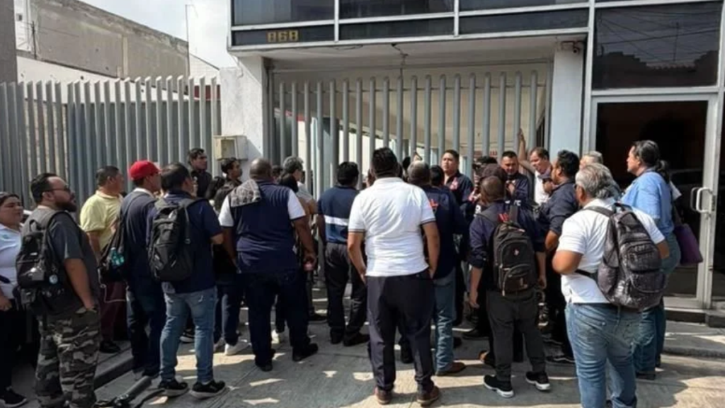 samuel-garcia-sepulveda-le-debe-dinero-a-los-choferes-del-mundial - Minuto Cero choferes de rutas mundialistas protestan por la falta de pagos